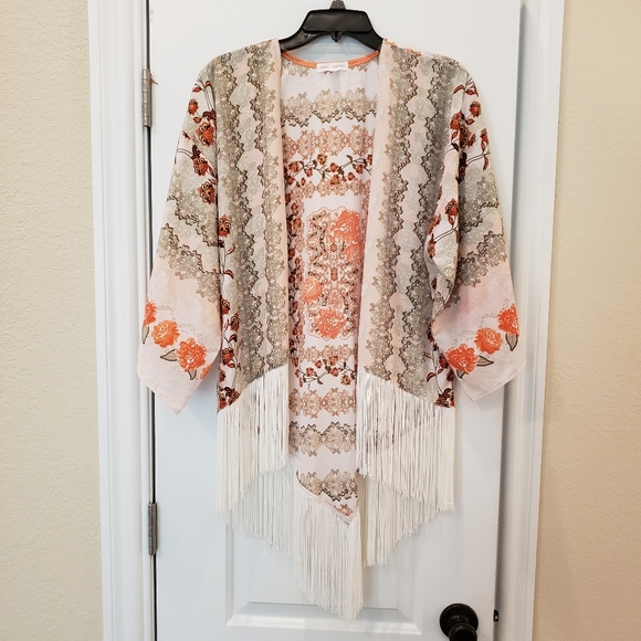 Coco and Jameson Boho Fringe Cardigan- Size M - Picture 2 of 5